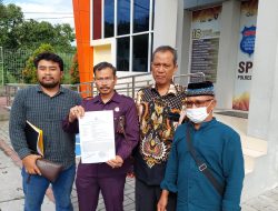 Kuasa hukum Fajar Trilaksana & Sakti saat mendampingi pelapor ke Polres Gresik