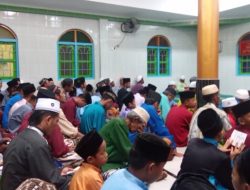 Istikamah Menjalankan Salat Berjamaah Warga Dusun Tandel Desa Bululanjang