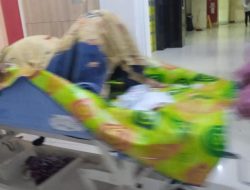 Pasien Asal Pulau Bawean Dirujuk ke Daratan Gresik, Dikenakan Biaya Ambulan dan Pendampingan Nakes