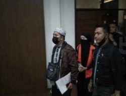 Mantan Kepala Unit Pegadaian Di Bawean Beserta Broker Cantik Ditahan Kejaksaan Kasus Korupsi