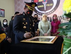 Upacara Puncak Hari Bhayangkara ke-76, Polres Blitar Kota Resmikan Ruang Podcast dan Ruang Restorasi Justice