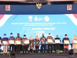 Bupati Sidoarjo Dinobatkan Sebagai Kepala Daerah Pembina Koperasi Terbaik