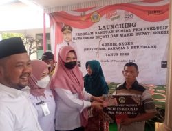 Bupati Gresik Fandi Akhmad Yani Launching Program Nawakarsa PKH Inklusif
