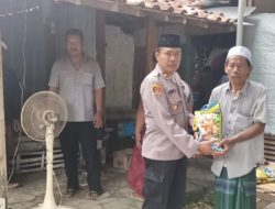 Berbela Sungkawa, Polsek Omben Sambangi Rumah Duka Korban Terseret Arus Banjir di Desa Kebun Sareh