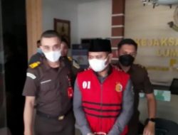 Kades Sumberanyar Tersangka Korupsi ADD dan DD Resmi Ditahan Kejari Lumajang