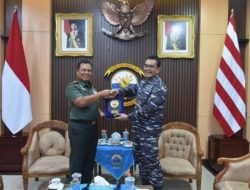 Pangkoarmada II Terima Kunjungan Pangdam V/Brawijaya