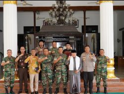 Komandan Korem 084/Bhaskara Jaya Dampingi Kunjungan Pangdam V/Brw di Sidoarjo