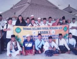 Yayasan Relawan Sosial Bersama Kita Cerme Ajak Anggotanya Berziarah Ke Makam Wali 5