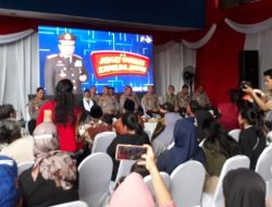 Cara Kapolda Jatim Tampung Keluhan Dan Menyerap Aspirasi Masyarakat di Jum’at Curhat