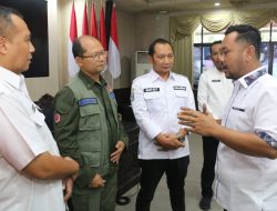 Dikunjungi BNPB, Bupati Gresik Fandi Akhmad Yani Ajak Semua Pihak Turut Bantu Mitigasi Bencana Hidrometeorologi Di Gresik