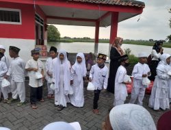 TK DWP Desa Karangan Memotivasi Sejak Dini Anak Untuk  Berbagi