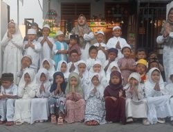 Kelompok Bermain Muzamzama Desa Karangan Gelar Bagi Takjil Dan Buka Puasa pada Ramadhan 1444 H