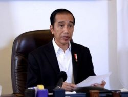 Presiden Jokowi Tinggalkan Rumah Kediaman Menuju Istana Batu Tulis Jelang Pengumuman Ganjar Pranowo Sebagai Capres PDIP