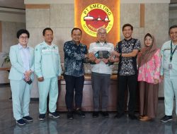 PT Smelting Terima Sertifikat Laik Fungsi dari DPMPTSP