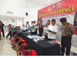 Polrestabes Surabaya Ungkap Kasus Curanmor di Restoran, Amankan Lima Orang Pelaku