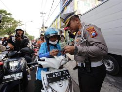 Satlantas Polrestabes Surabaya Bersama Polsek Tambaksari Amankan 20 Kendaraan Tanpa STNK