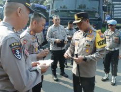 Kapolresta Malang Kota Lakukan Sidak Penampilan dan Dan Perlengkapan Kepada Anggotanya
