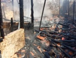 1 Unit Rumah Kontrakan di Sampang Ludes Dilalap si Jago Merah