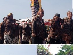 Ada Rondo Kuning Dan Leak Bali Di Karnaval Desa  Kedumpring, Balongpanggang