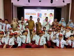 UPT SD Negeri 20 Gresik Launcing Buku Piknik Literasi & Talk Show, Ketua GPMB Tampilkan Seni