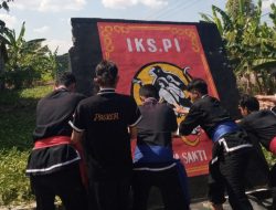 Sebagai WNI yang  Baik dan Taat Aturan, Ketua IKSPI Cabang Gresik Bongkar Tugu yang Berdiri di Atas Tanah Negara