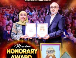 Gubernur Khofifah Raih Honorary Award for Global Peace and Women Empowerment