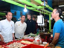 Presiden Harga Komoditas Pangan di Pasar Jatinegara Dalam Kondisi Baik