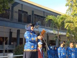 Rino Indaru Kuswemi Ajak Keluarga Besar SMAN 1 Dawarblandong Peringati Hari Kesaktian Pancasila.