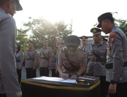 Kapolres Sampang Pimpin Sertijab Kabag, Kasat Dan Kapolsek Jajaran Polres Sampang