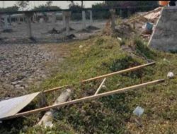 Papan Nama Proyek Dirusak Oknum Tidak Bertanggung Jawab, Ini Reaksi Kades Pandanan Suryadi