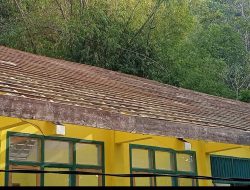 Rehabilitasi Ruang Kelas SDN 336 Gresik (Kebuntelukdalam) Tanpa Papan Nama, Terkesan Proyek Siluman