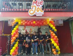 Miejol Hadir di Manukan Surabaya Outlet yang ke 7