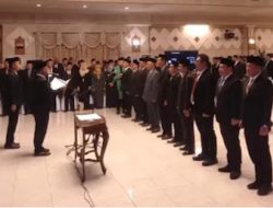 Bupati Gresik Lantik 10 Pejabat Eselon II dan Ratusan Eselon lll&lV di Awal 2024