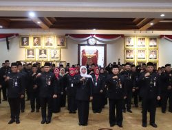 Dua Guru Dipromosikan dan Dua Kepala Sekolah SMAN di Gresik di Mutasi, Tohir Salah Satunya