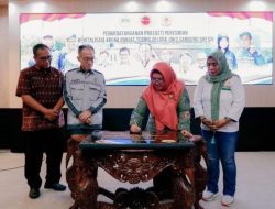 Wabup Gresik Tandatangani Prasasti Wall Climbing KONI Bantuan PT Smelting