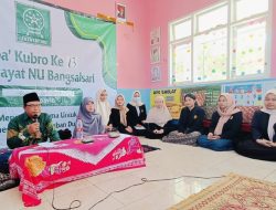 FATAYAT NU KOLABORASI DENGAN FAKULTAS FARMASI UNEJ DALAM TOGA