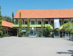 Viral !! Indikasi Pungli MTsN Gresik, Oknum Alumni MTsN Gresik Serang Redaksi Radarjatim.co
