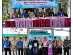 Forkopim Kecamatan Glagah Bersama Pemdes Tanggungprigel Kawal Penyerahan Sertifikat Hak Milik Program PTSL 2024