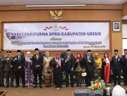 Plt Bupati Aminatun Habibah Hadiri Pelantikan Pimpinan DPRD Periode 2024-2029, Jalin Sinergisitas dan Kolaborasi untuk Gresik Lebih Baik