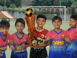 Lima Pemain Gresik Hantar GAMA FA Klub Langganan Barati Cup Raih Thropy AMS Cup 2024 di Malang