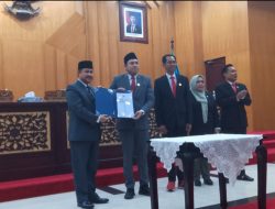 DPRD Surabaya  Gelar Rapat Paripurna dengan Agenda Perubahan RPH dan YEKAPE