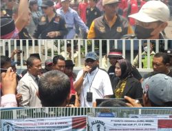 Tuntut Pembayaran Hutang Rp. 2,4 Triliun, Ratusan Massa AVB Beserta MADAS Geruduk PT. Barata Indonesia