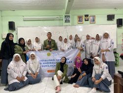 Mahasiswa UPN Veteran Jawa Timur Sosialisasikan Nilai-Nilai Pancasila di SMA Wachid Hasyim 2 Taman Sidoarjo