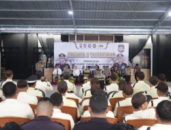 Kapolres Sampang Pimpin Upacara HUT Satpam ke-44