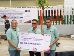 KAI Go Green,KAI Daop 7 Madiun Tanam Berbagai Jenis Pohon