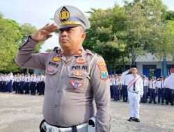 Melalui “Police Go To School” Satlantas Polres Sampang Ajak Pelajar Wujudkan Kamseltibcar Lantas