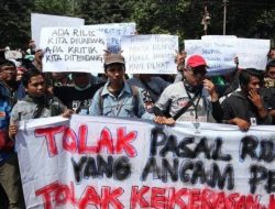 Ajudan Kapolri Diduga Pukul Kepala Wartawan, Harus Ditindak Tegas