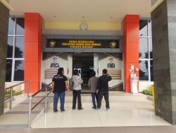 Desa Gadingwatu Bergejolak! Warga Serahkan Petisi ke Polres Gresik, Segera Tuntaskan Kasus Dugaan Korupsi Kades