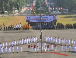 Upacara Bendera HUT ke-80 RI di Pemkab Gresik Berlangsung Khidmat