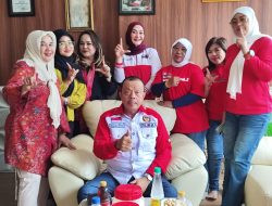 PEREMPUAN LIRA JATIM DUKUNG KEBIJAKAN GUBERNUR JATIM PERKUAT PERAN PEREMPUAN DALAM PEMBANGUNAN